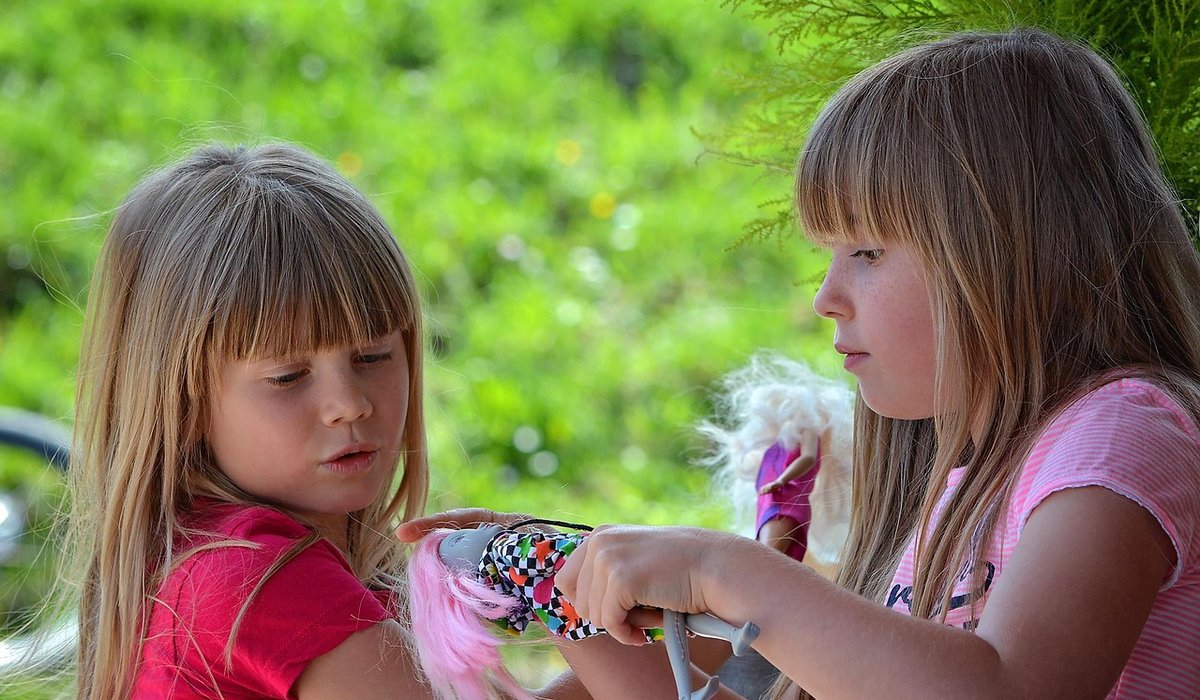 Planning a Budget-Friendly Day Out for a Large Family